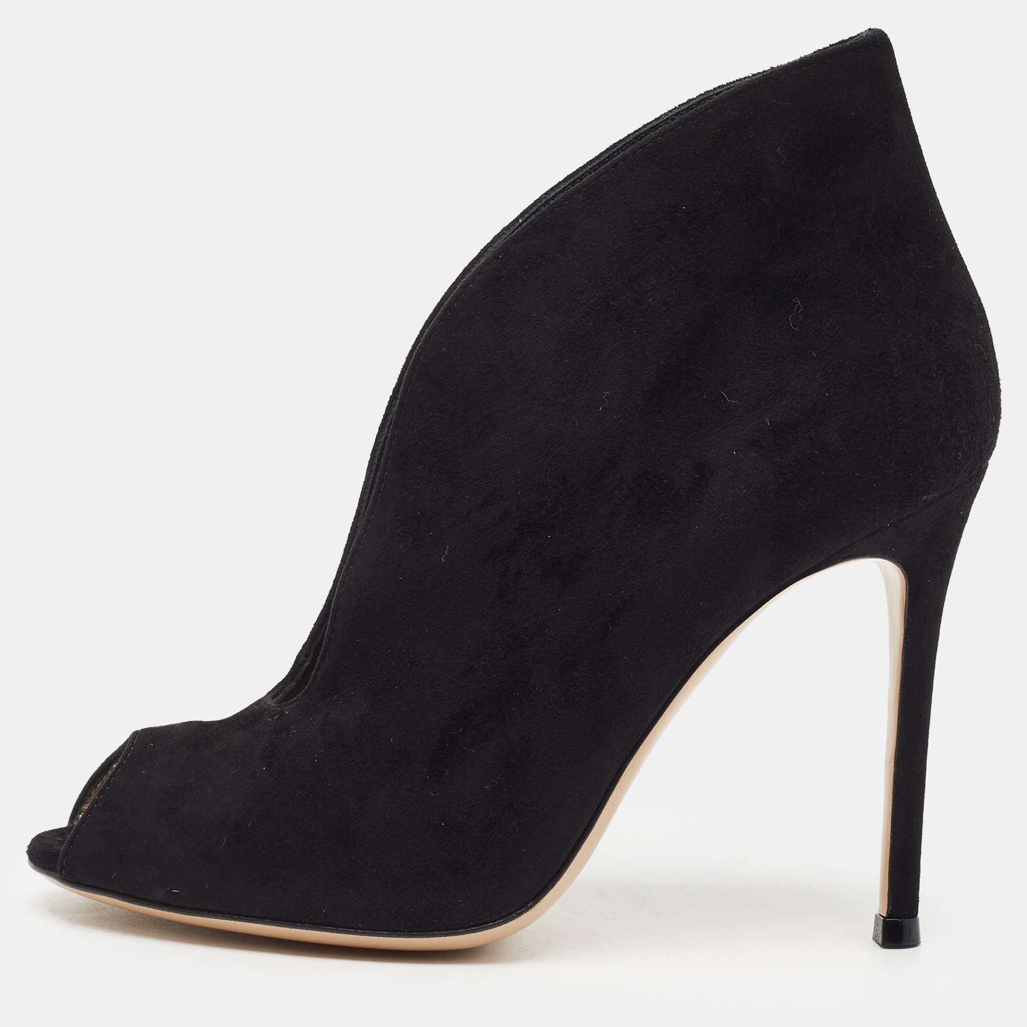 Gianvito Rossi Vamp Size 35 Black Suede Peep Toe Booties