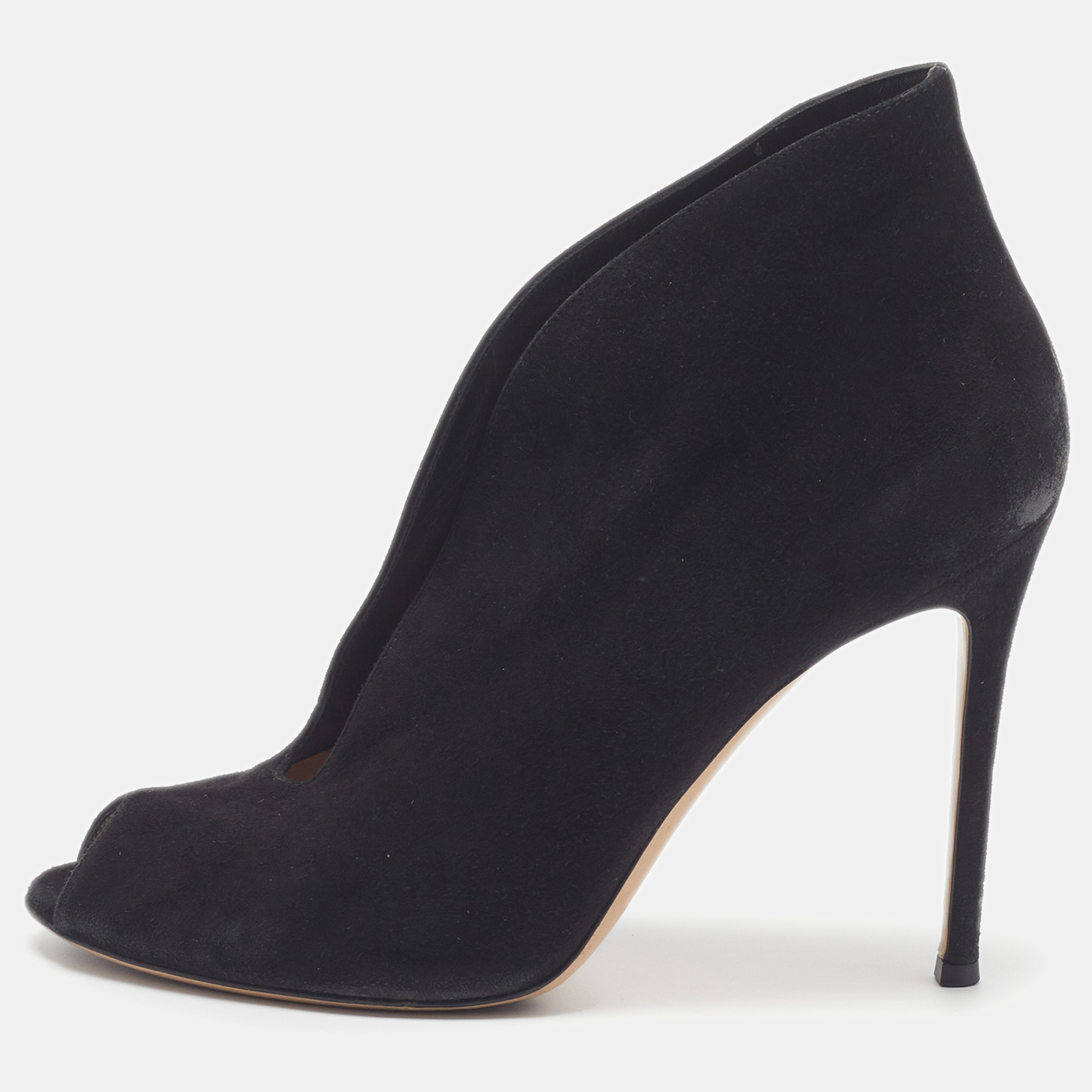 Gianvito Rossi Vamp Size 40 Black Suede Booties