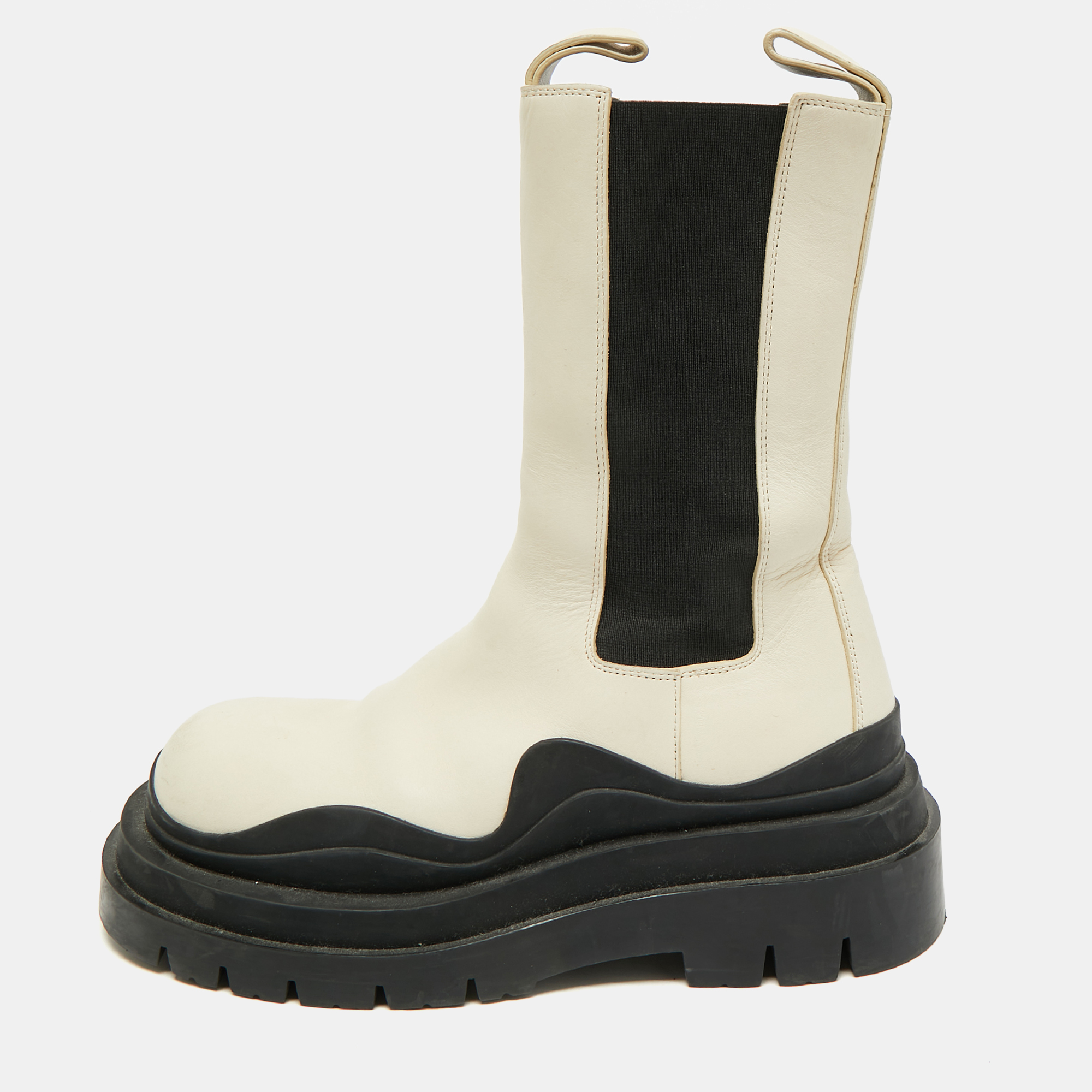 Bottega Veneta Tire Size 37 Cream Leather Ankle Length Boots