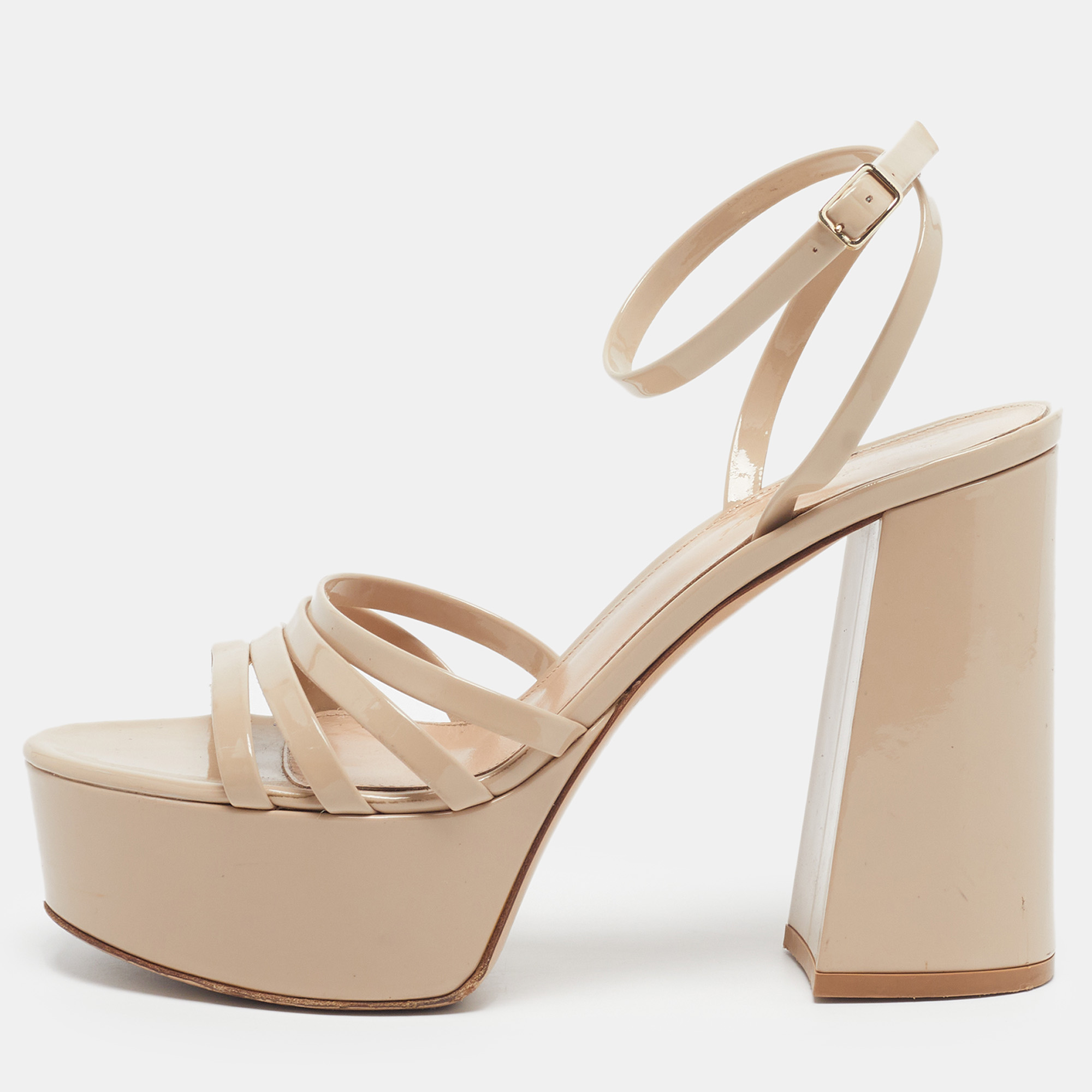 Gianvito Rossi Size 38.5 Beige Patent Leather Ankle Strap Sandals