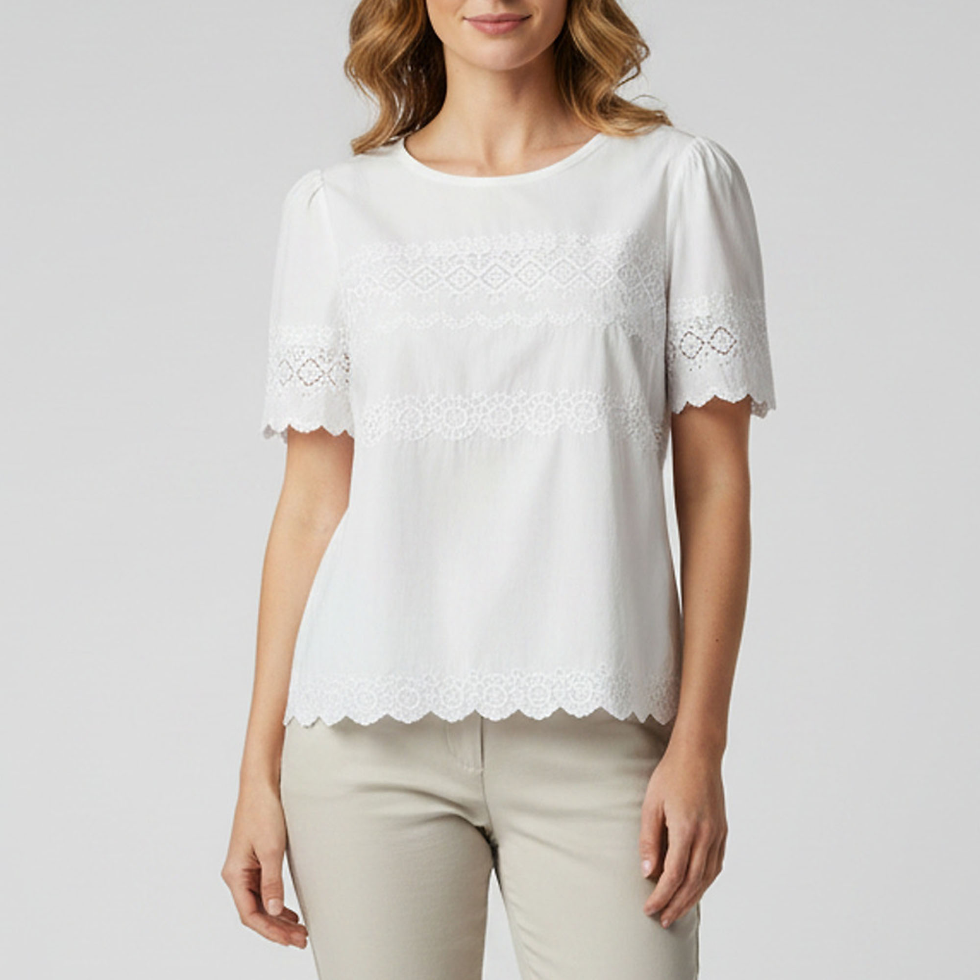 Weekend Max Mara White Embroidered Cotton and Jersey Top L