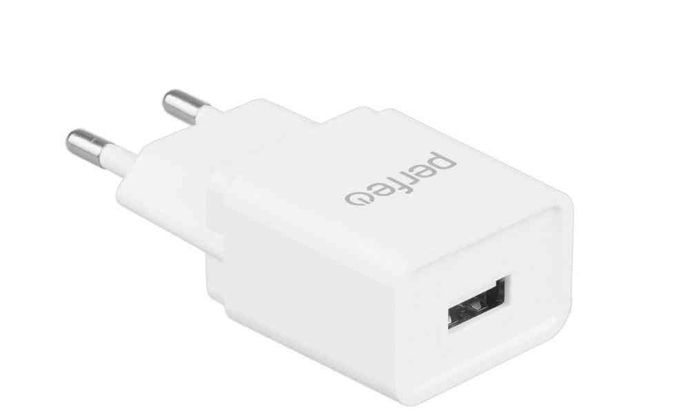 Зарядное устройство сетевое Perfeo USB