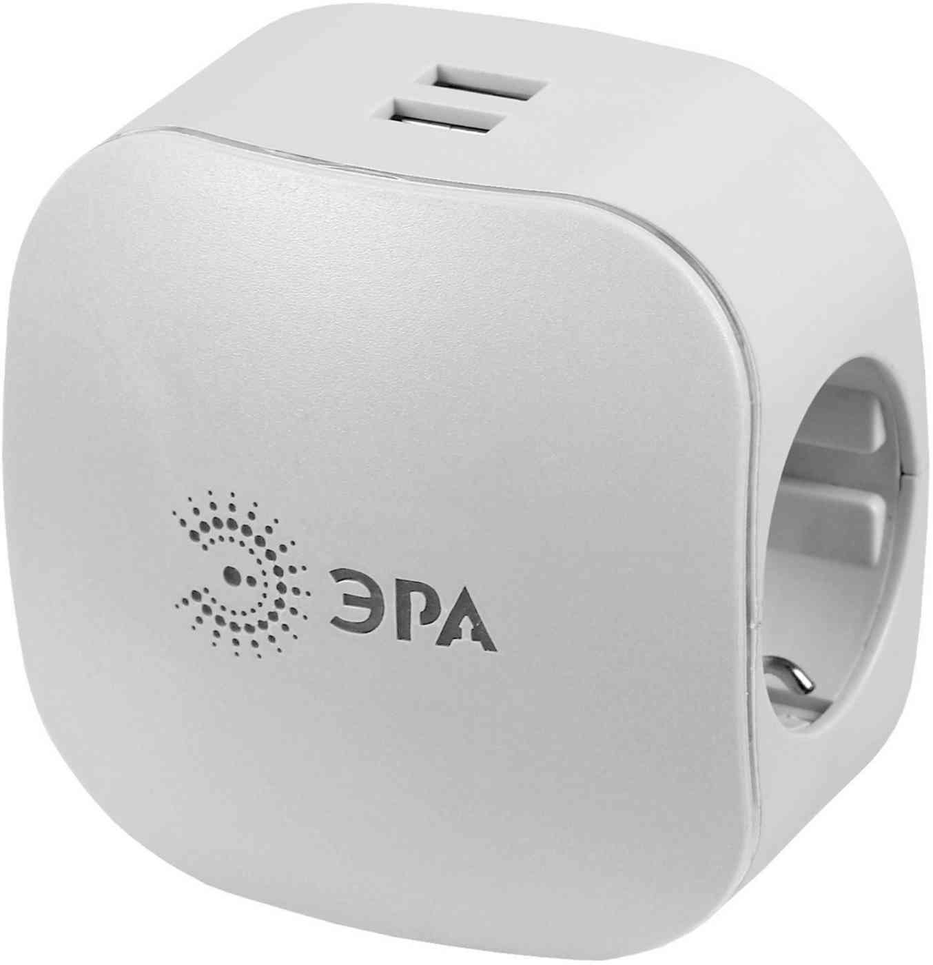 Разветвитель с заземлением Эра 3 гнезда и 2 USB
