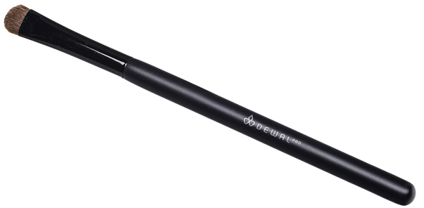 Кисть для теней DEWAL BR-416