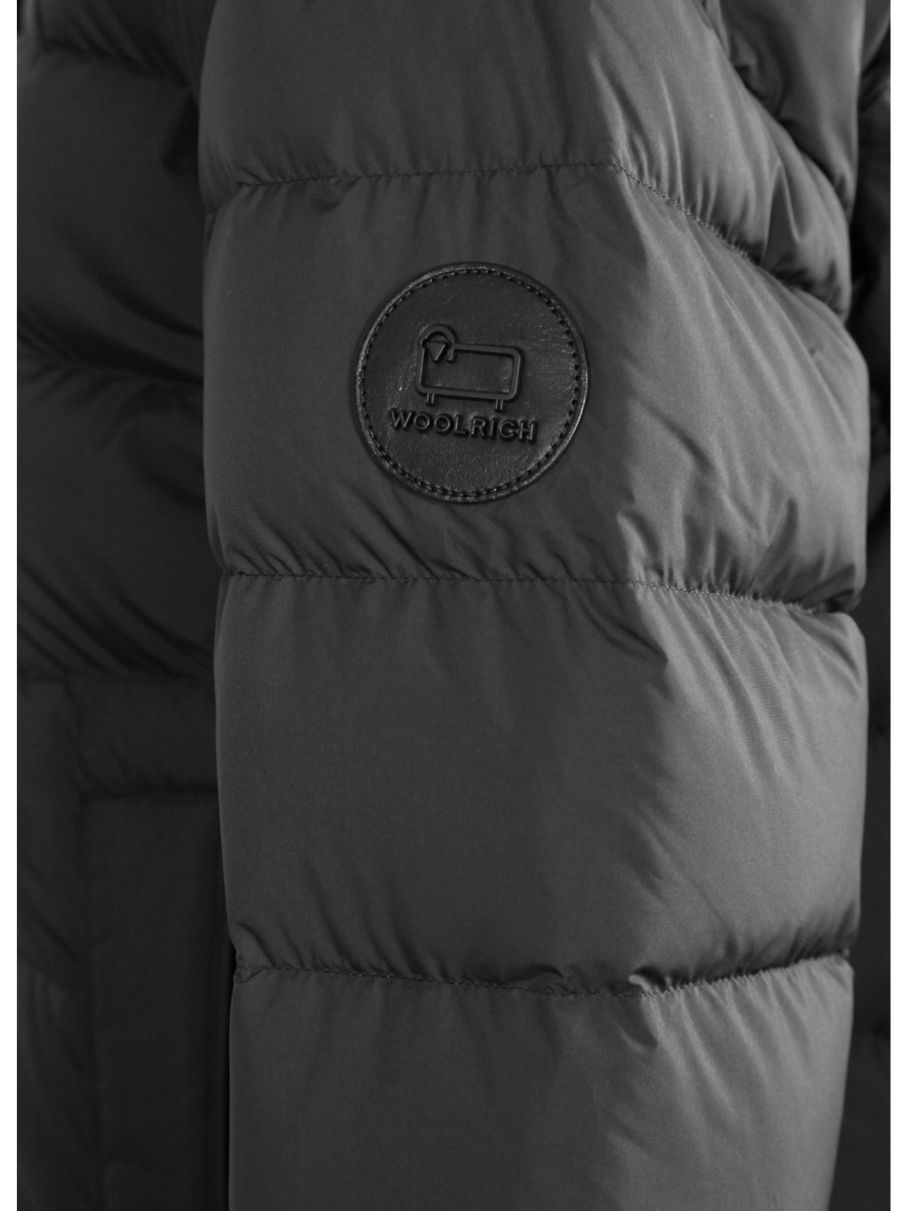 Куртка женская Ellis Light Down WOOLRICH CFWWOU0906FRUT2635