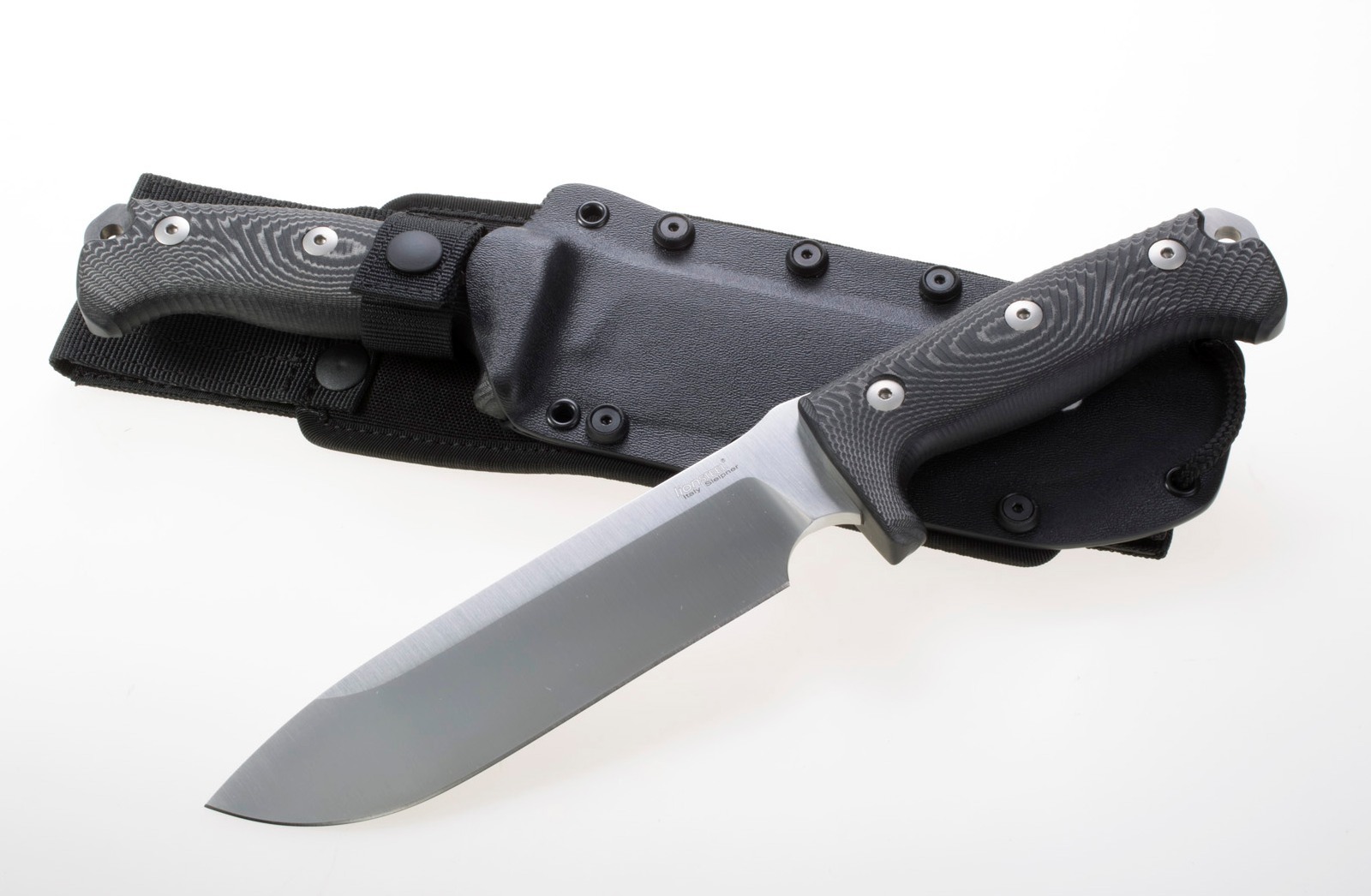 Нож с фиксированным клинком LionSteel M7 MS, сталь Sleipner, рукоять Black micarta Lion Steel