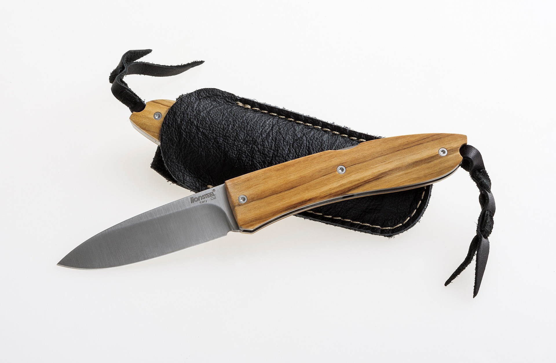 Складной нож LionSteel Opera, сталь D2, рукоять оливковое дерево Lion Steel