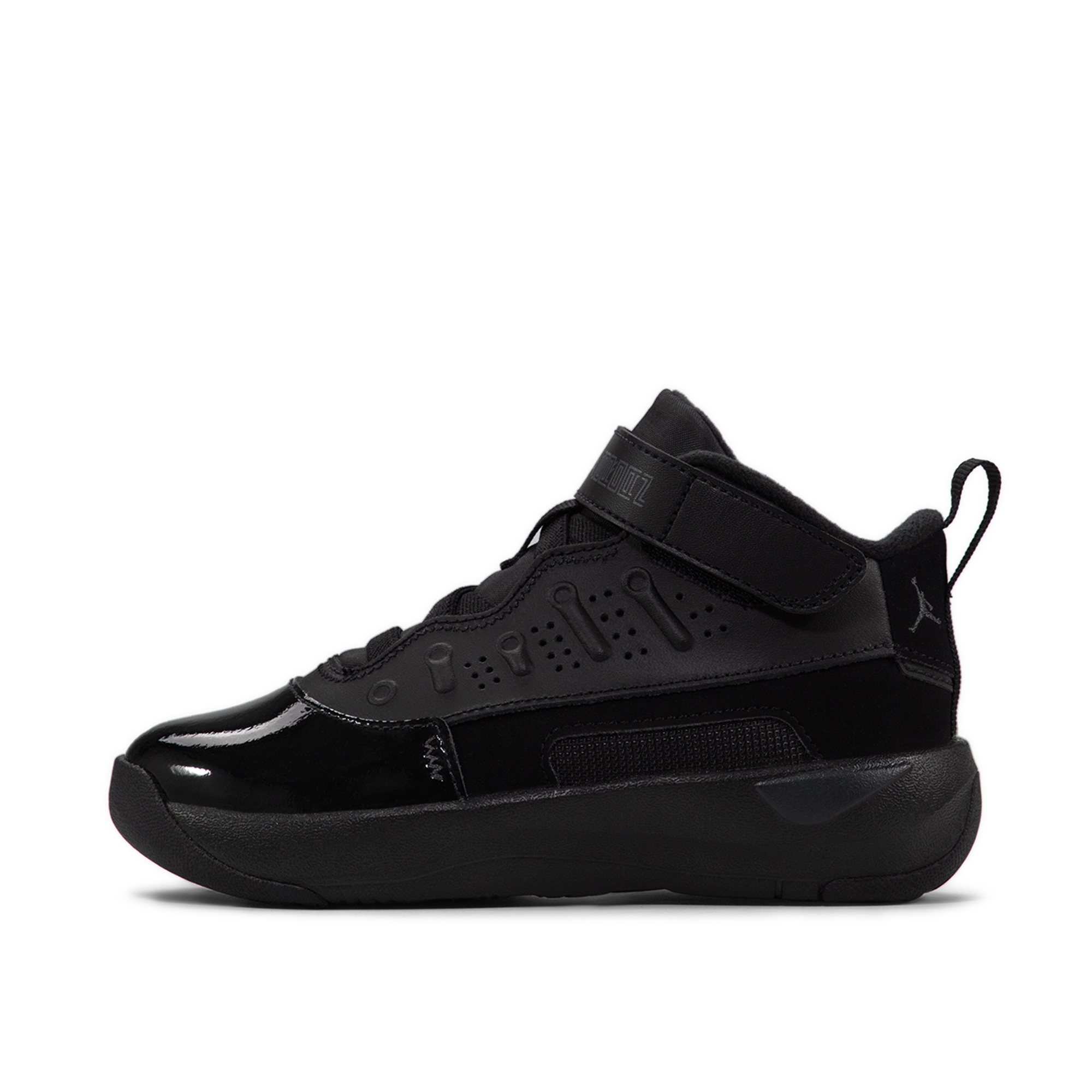 Детские кроссовки Max Aura 7 Jordan HQ2090-001-2.5Y