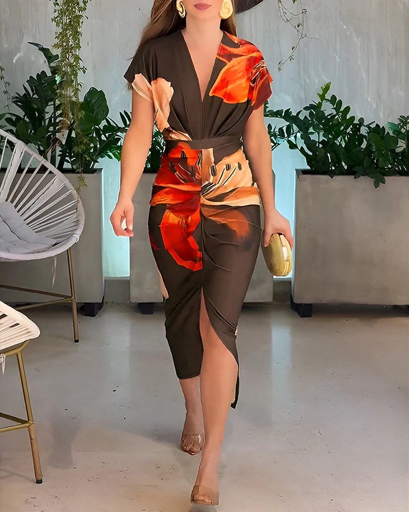 Floral Placement Print Deep V-Neck Front Slit Dress Ruched Slim Fit Vacation Dress chicme
