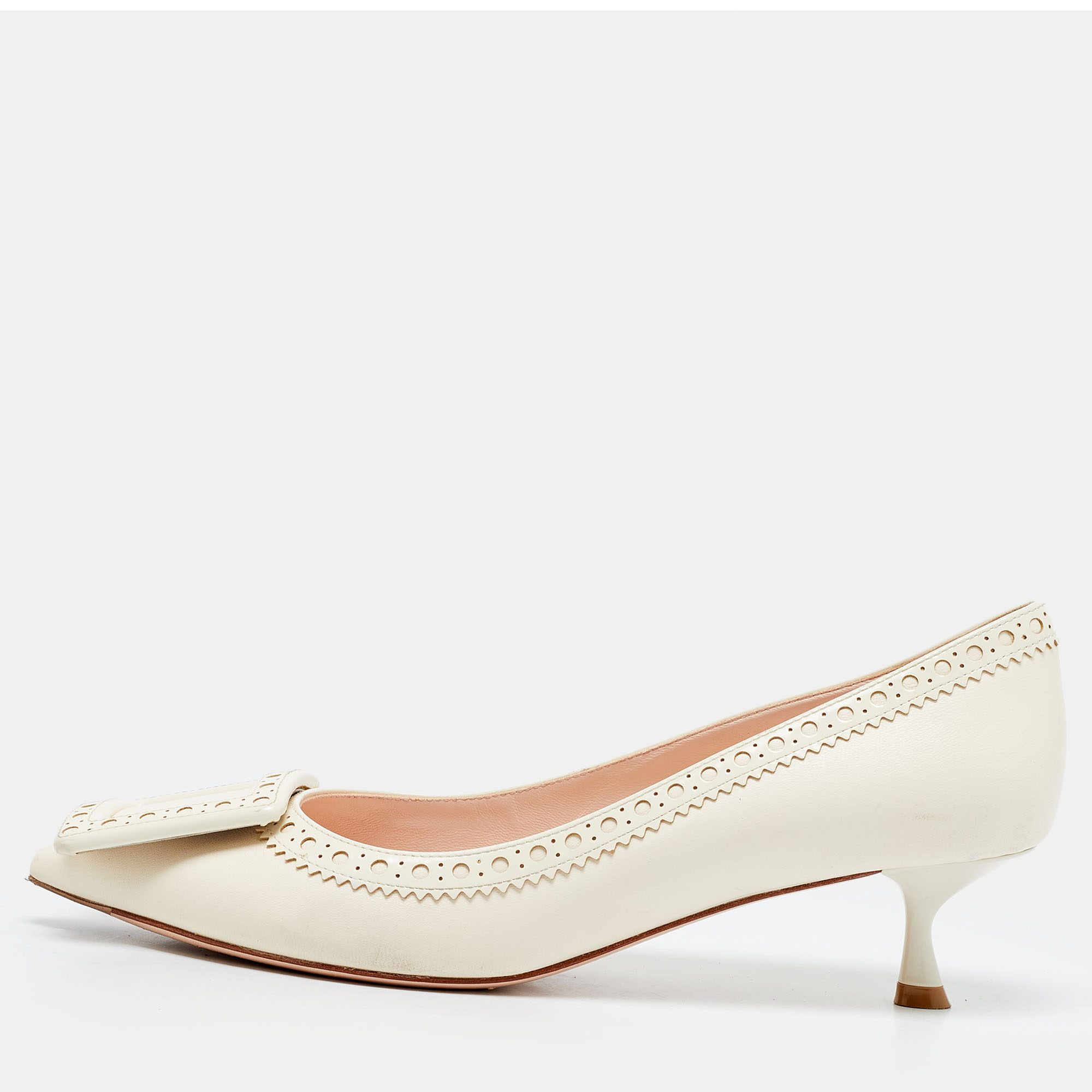 Roger Vivier Viv' in the city Size 37.5 Cream Leather Pumps