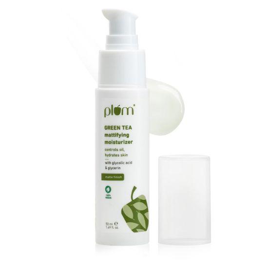 Матирующий увлажняющий крем для лица Plum Green Tea white