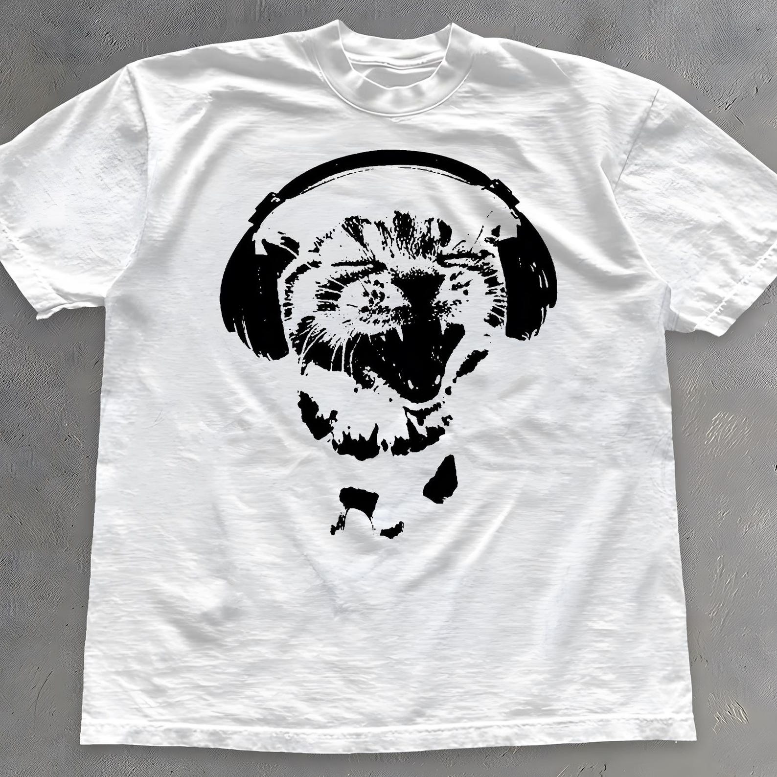 Cat With Headphones Meme Shirt - Funny Singing Kitten T-Shirt 3XL black JunBroo